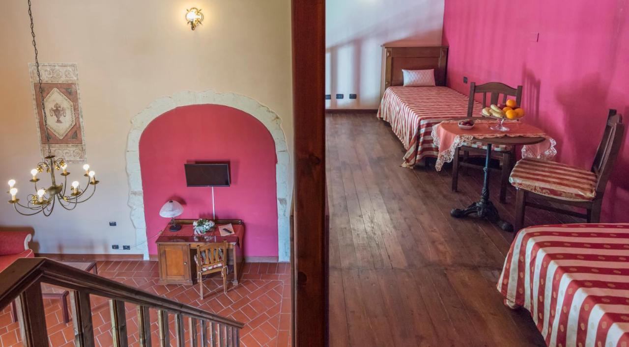 Hotel Lady Lusya Cassibile Buitenkant foto