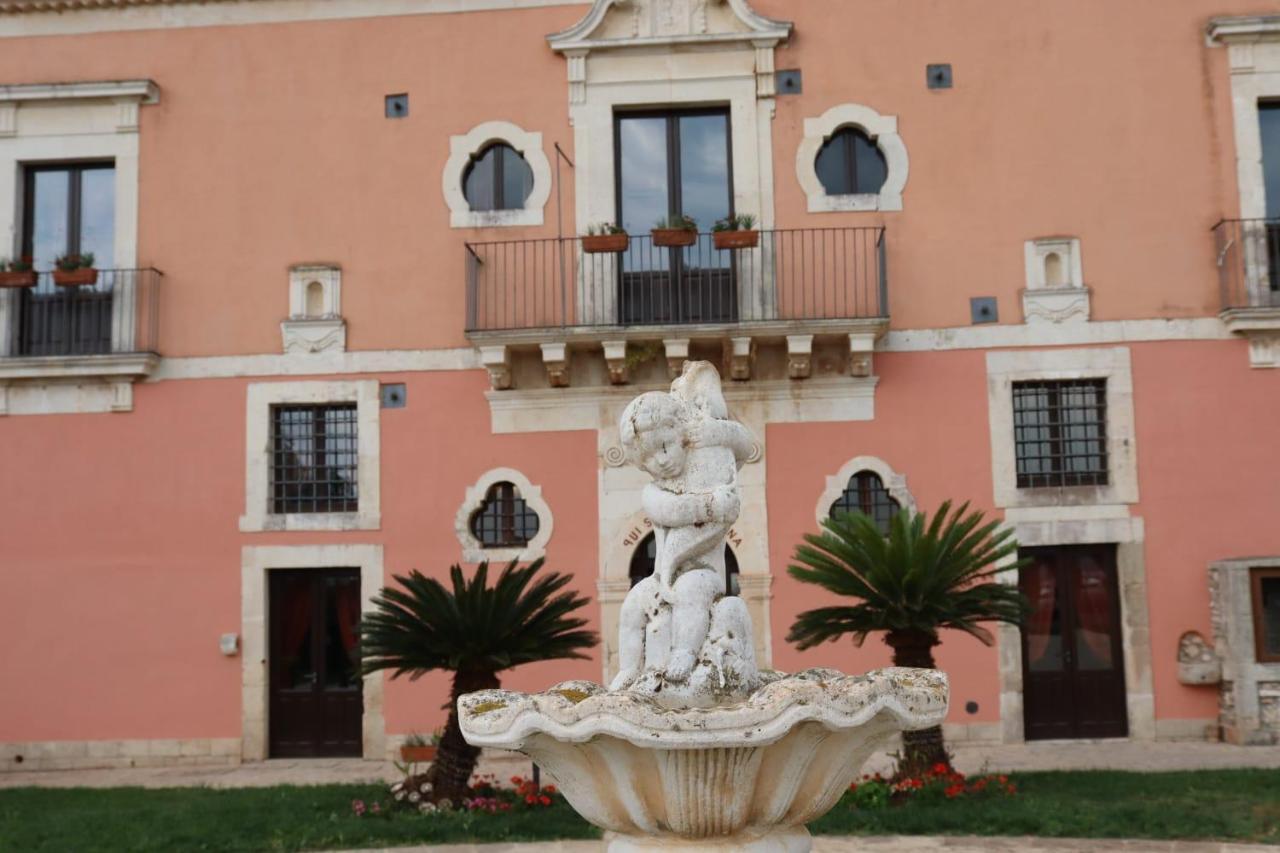 Hotel Lady Lusya Cassibile Buitenkant foto