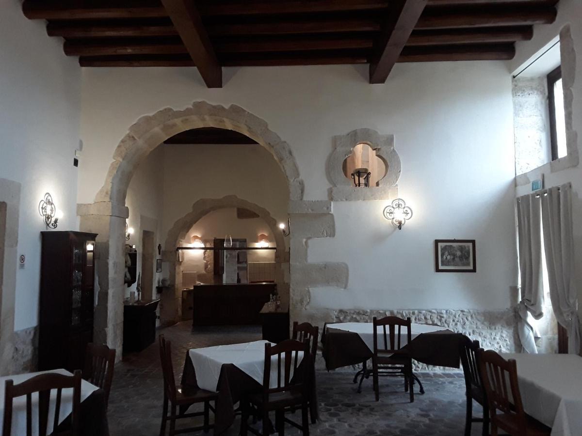 Hotel Lady Lusya Cassibile Buitenkant foto